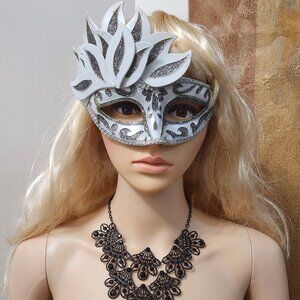 MASQUERADE MASK